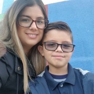 Meet your Posher, Crystal